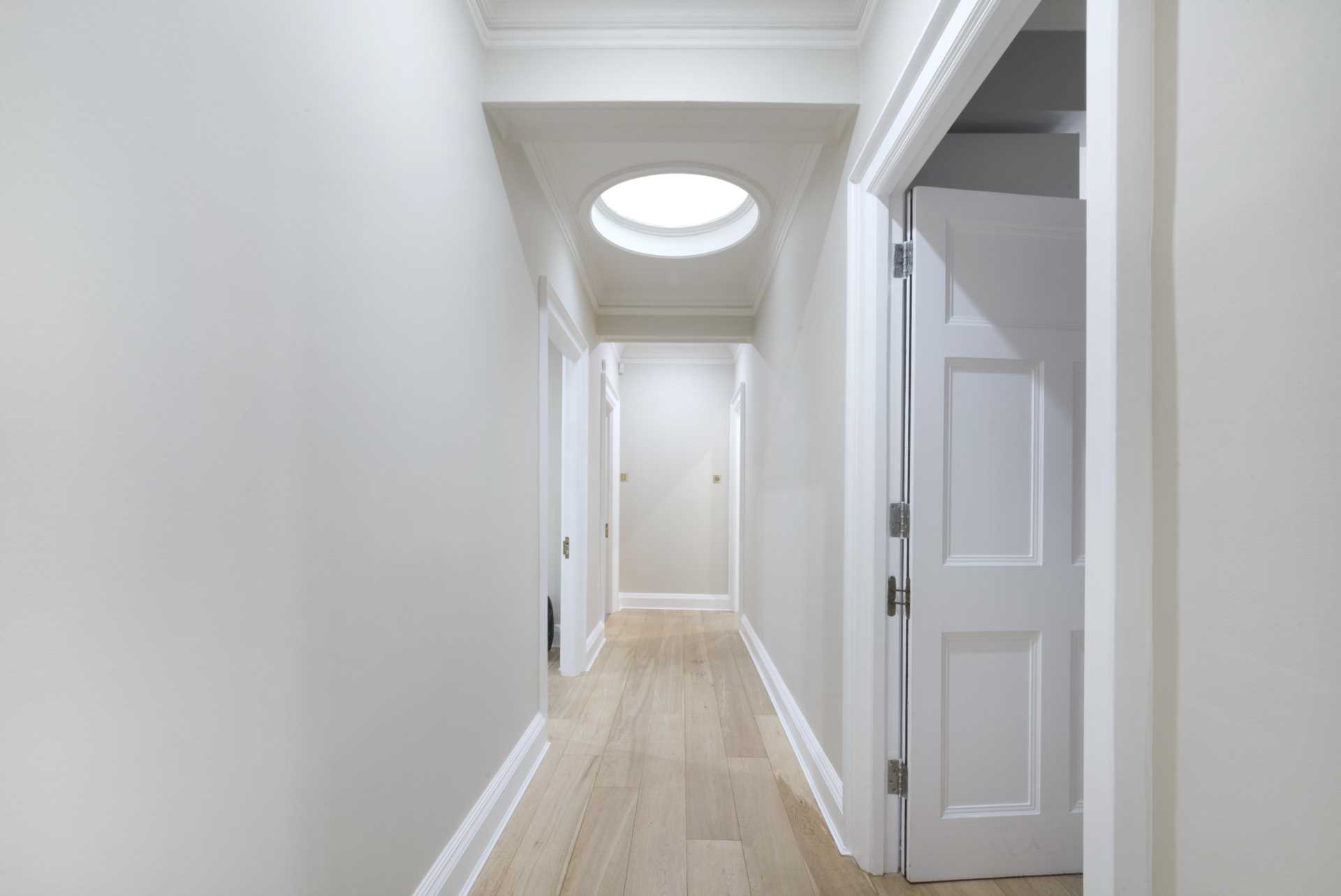 Woods Mews, Mayfair, W1, Image 7