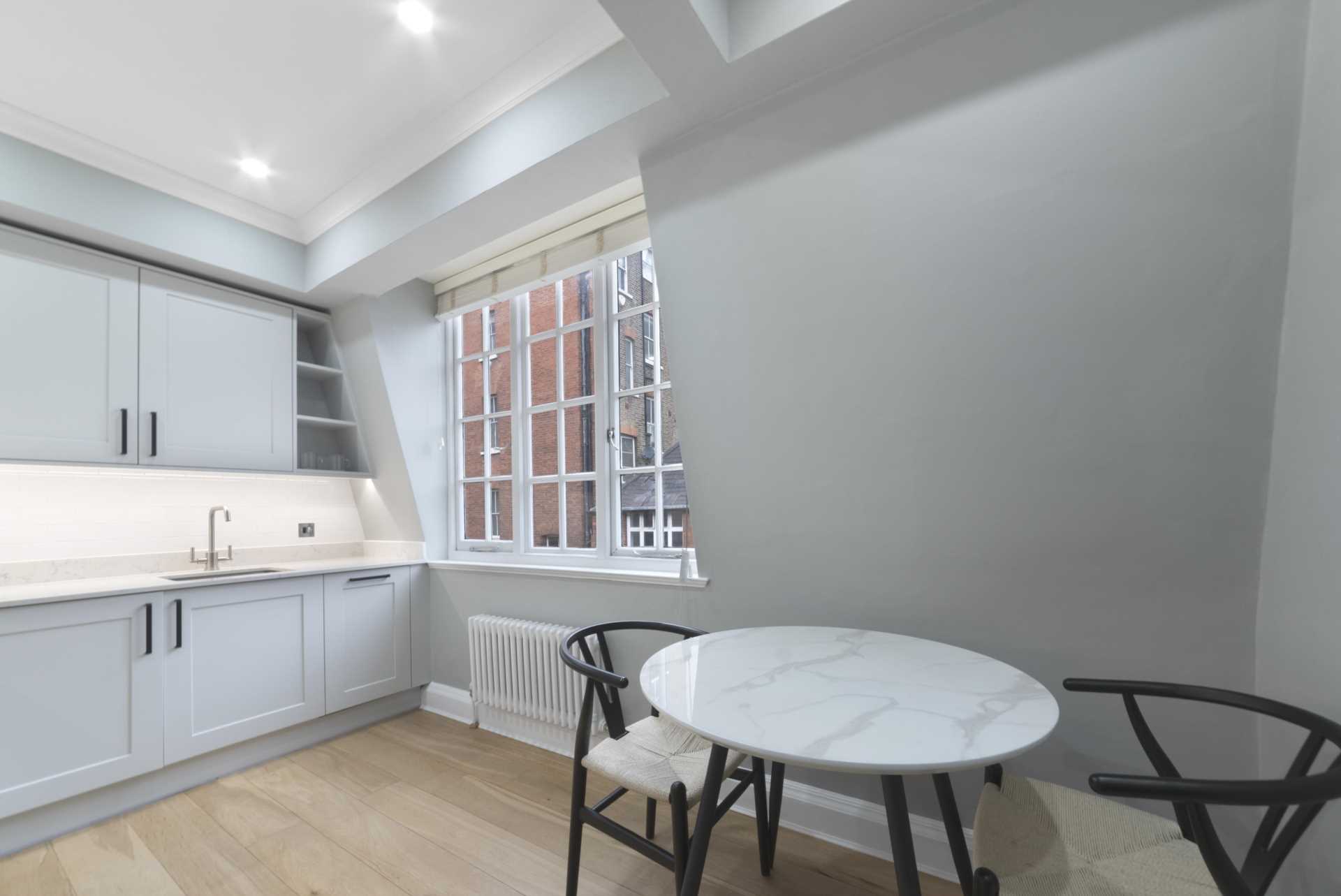 Woods Mews, Mayfair, W1, Image 9