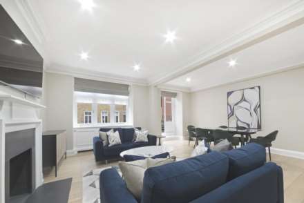 Woods Mews, Mayfair, W1, Image 3