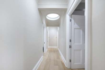 Woods Mews, Mayfair, W1, Image 7