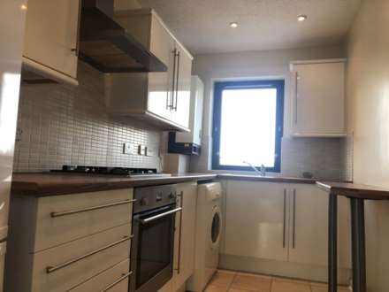 Durward Court, Glasgow, Image 3