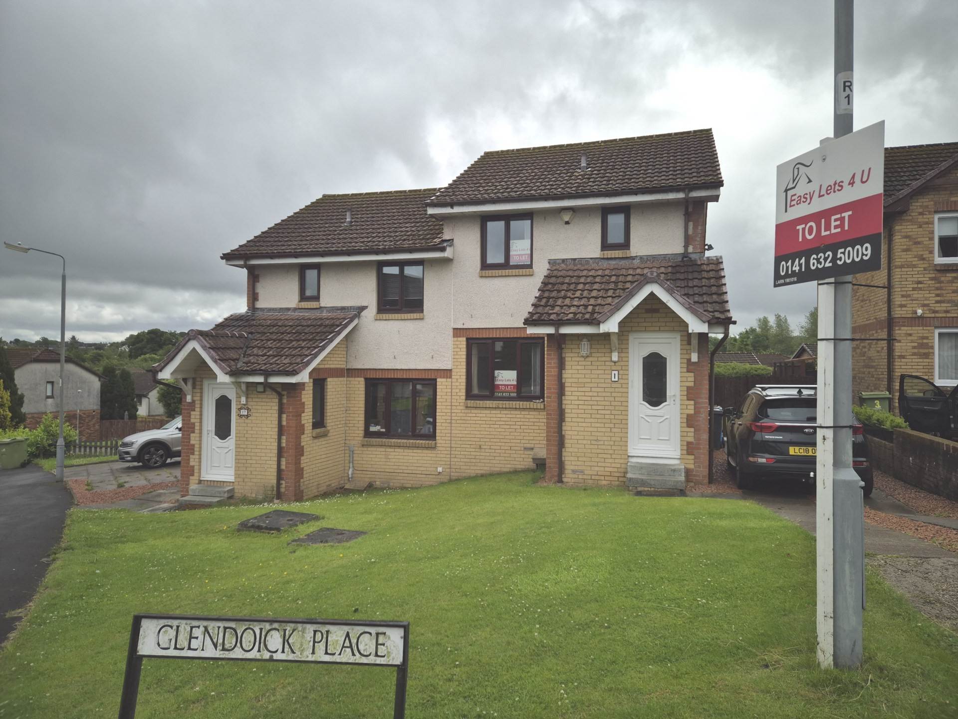 Glendoik Place, Newton Mearns, Image 1