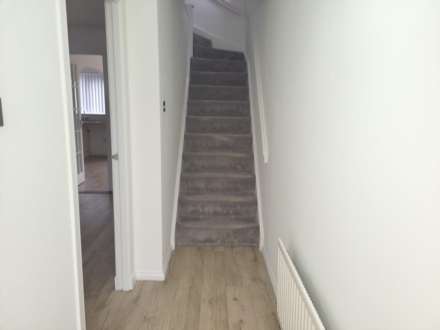 Glendoik Place, Newton Mearns, Image 9