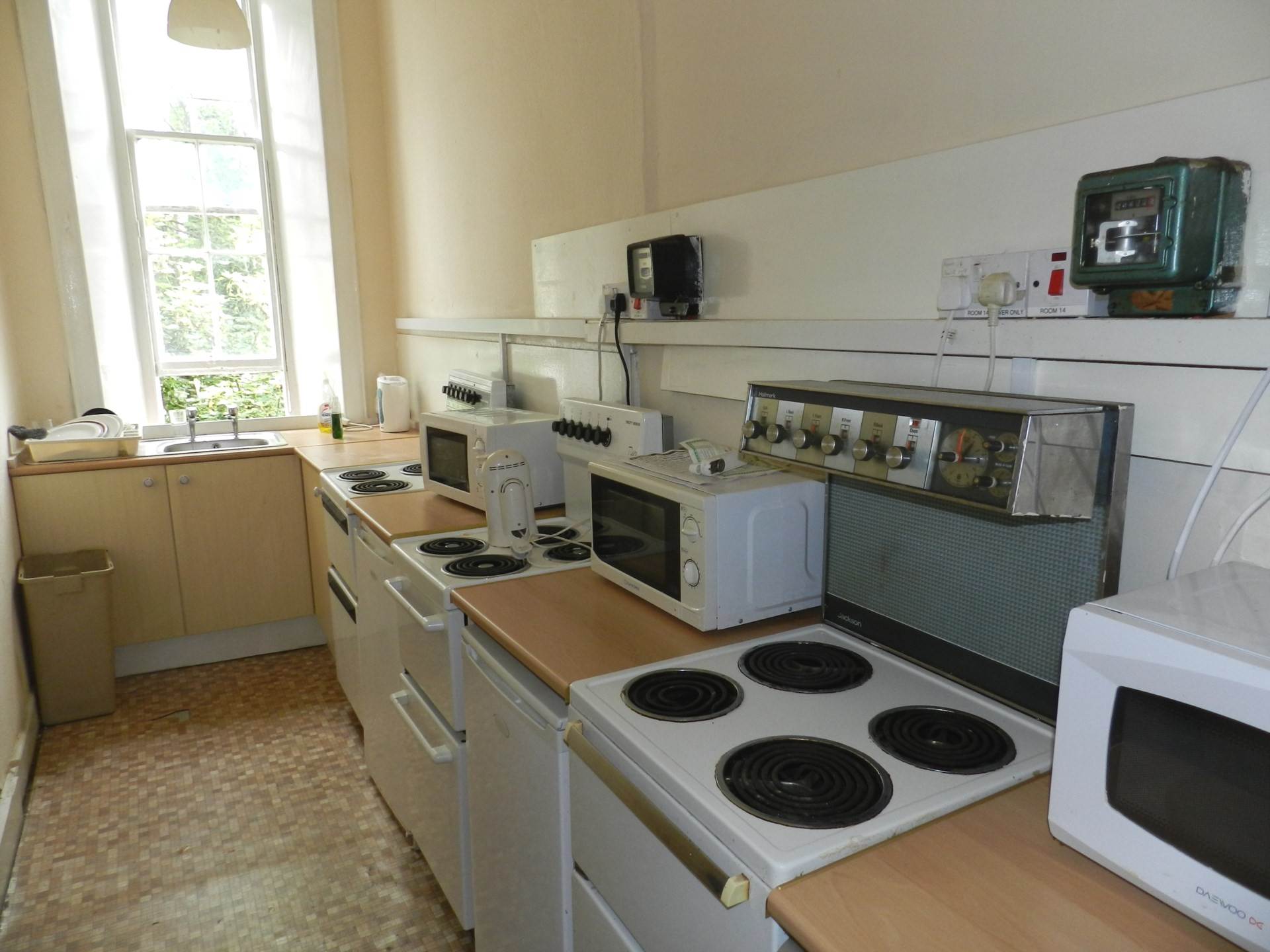 Queens Drive, Queens Park, Image 1