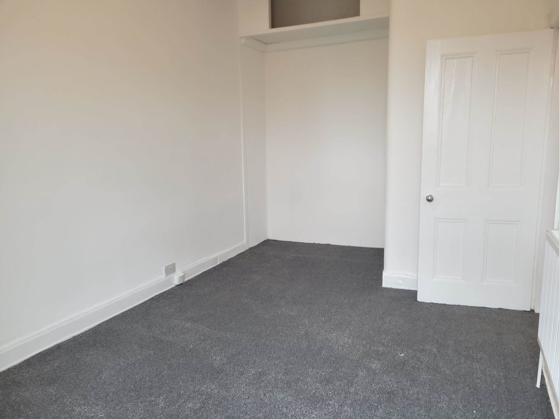 14 Niddrie Road, Glasgow, Image 4