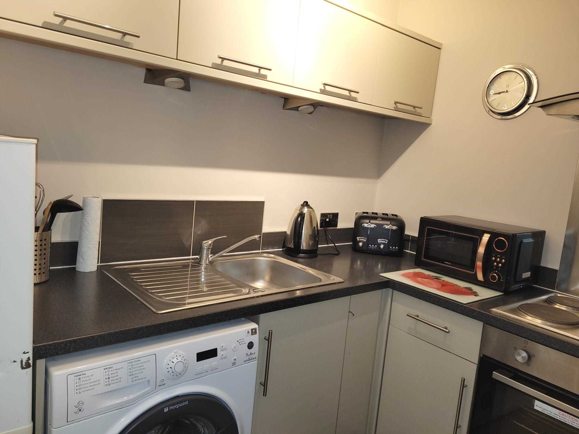 Bolton Drive, Glasgow, Image 6