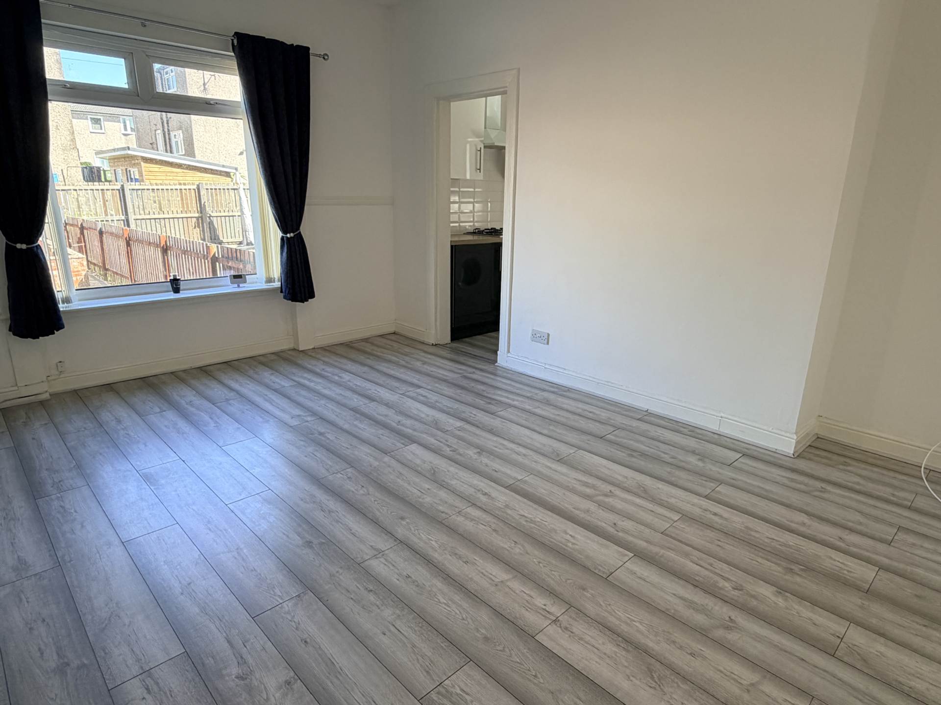 Croftfoot Road, Glasgow, Image 10