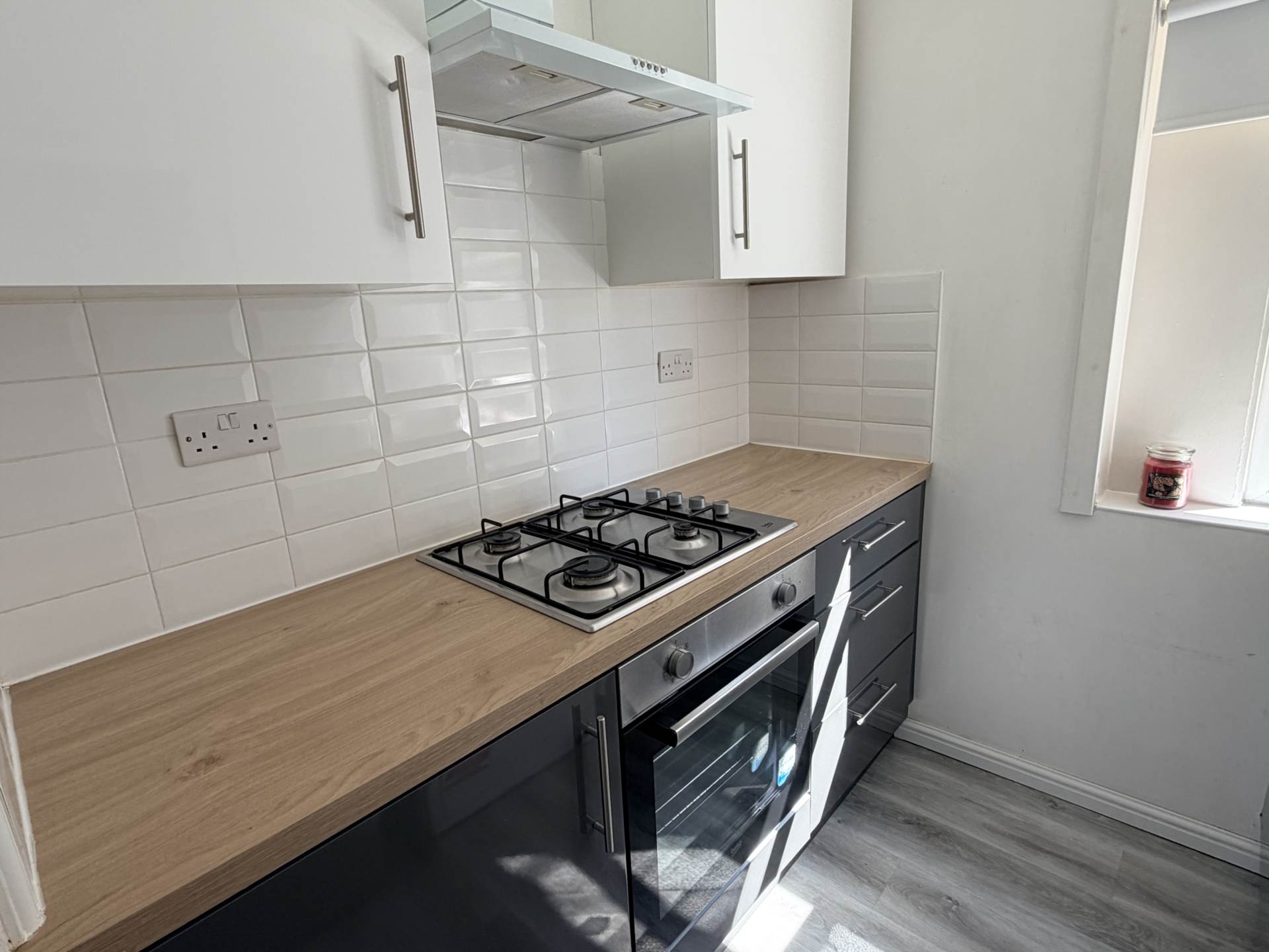 Croftfoot Road, Glasgow, Image 11