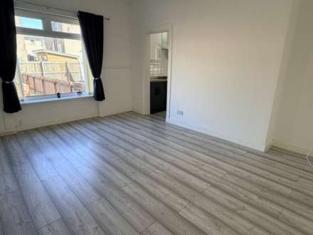 Croftfoot Road, Glasgow, Image 10