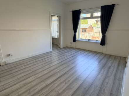 Croftfoot Road, Glasgow, Image 4