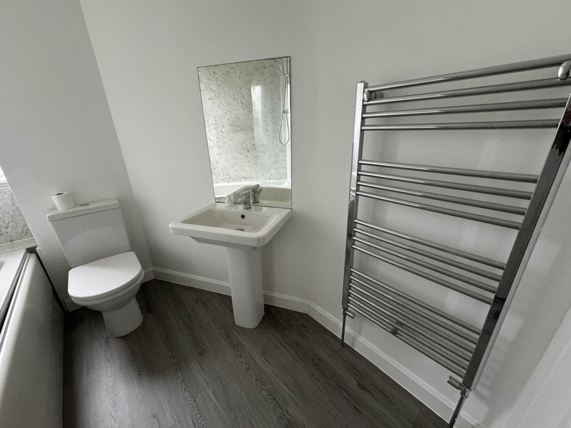 31D Alexander Avenue, Eaglesham, Image 9