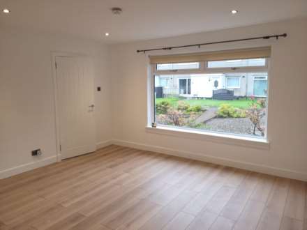 Leander Crescent, Renfrew, Image 3