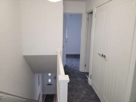 Leander Crescent, Renfrew, Image 6