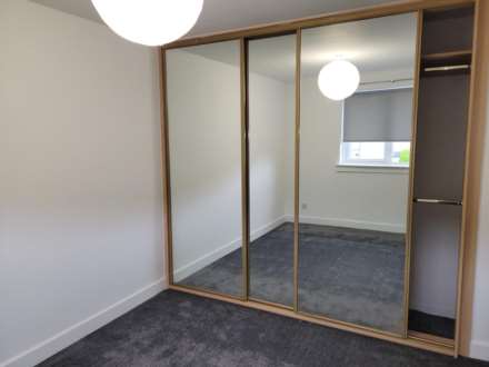 Leander Crescent, Renfrew, Image 9