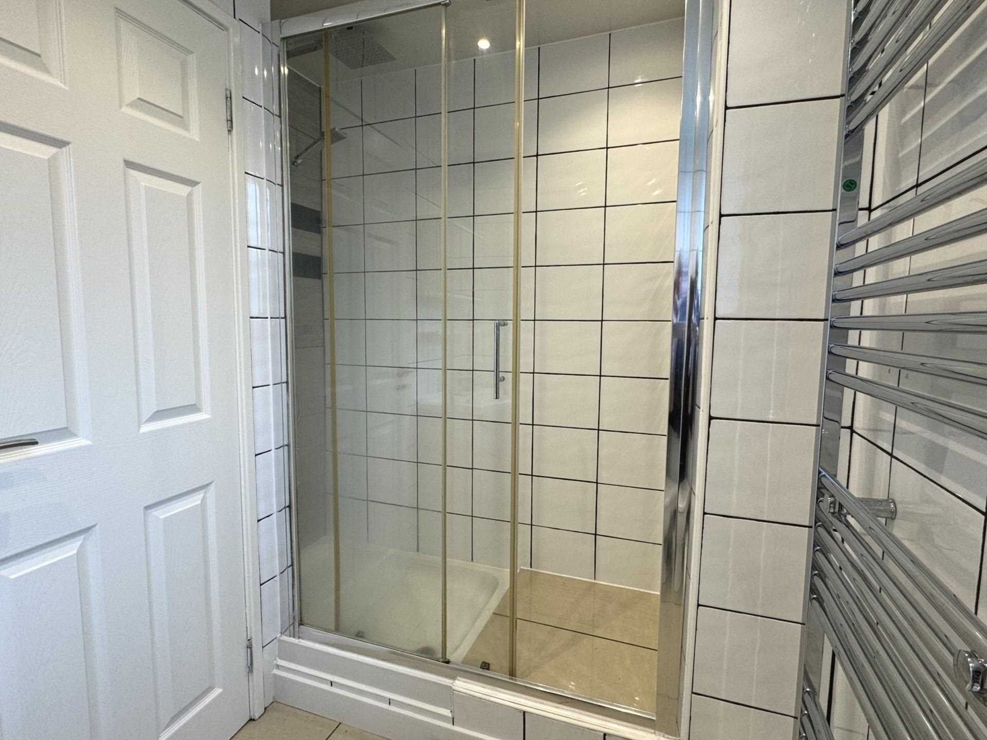 22 E Castleton Court, Castleton Drive, Newton Mearns, Image 11