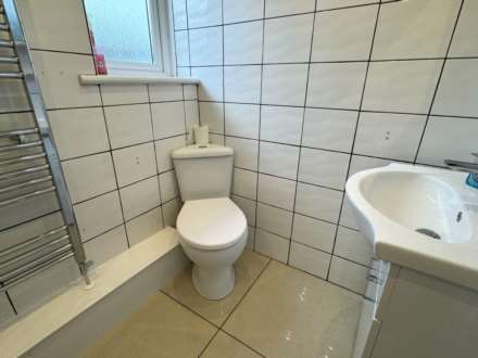 22 E Castleton Court, Castleton Drive, Newton Mearns, Image 4