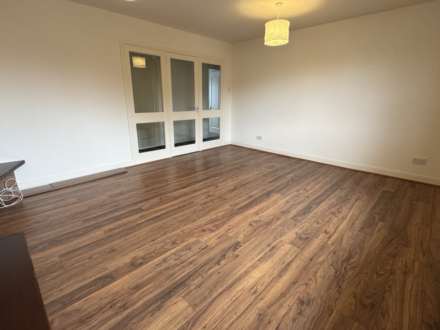 Aikenhead Road, Glasgow, Image 6