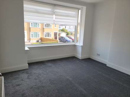 Golf Drive, Glasgow, Image 6