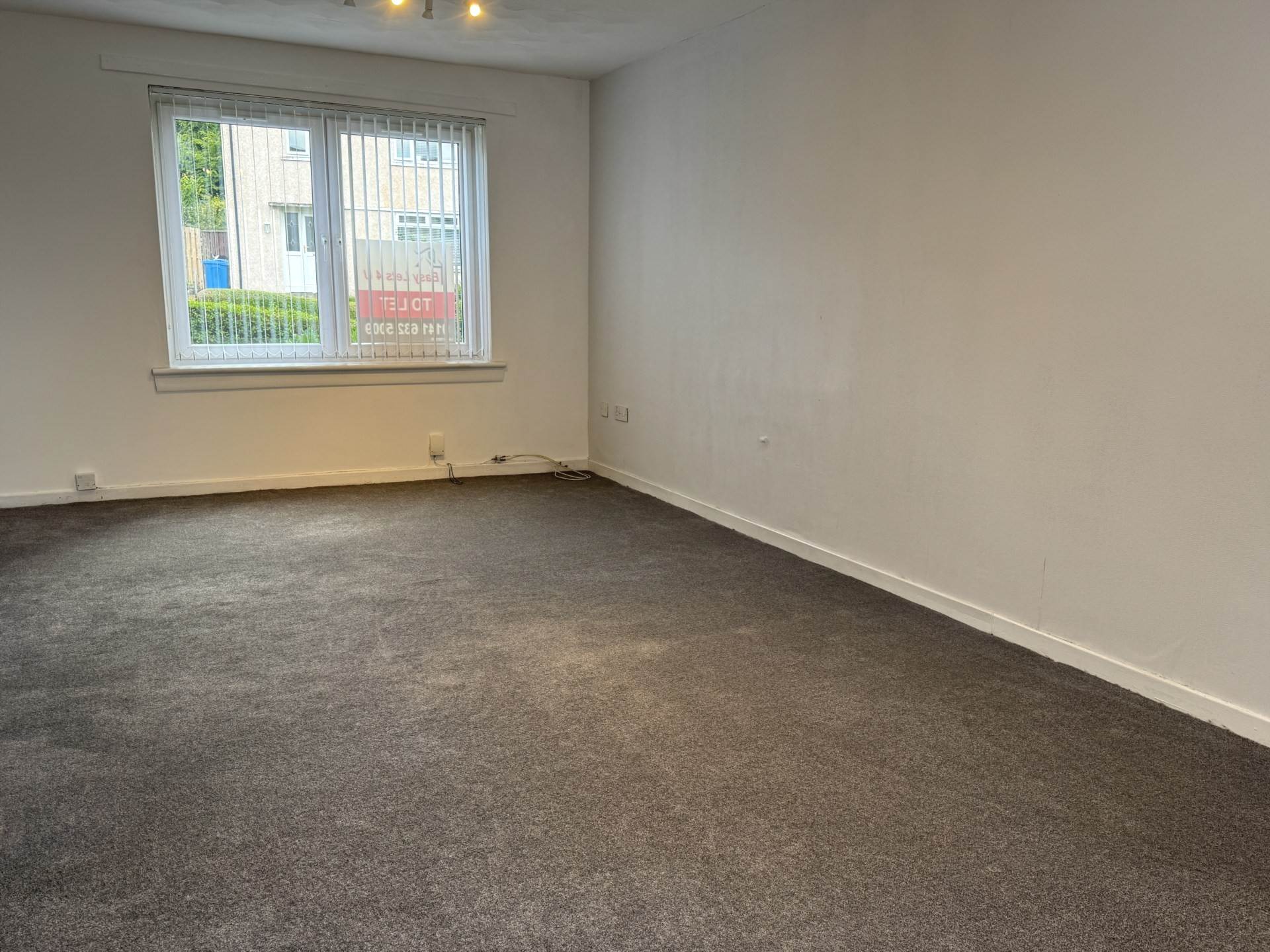Newton Ave, Barrhead, East Renfrewshire, Image 10