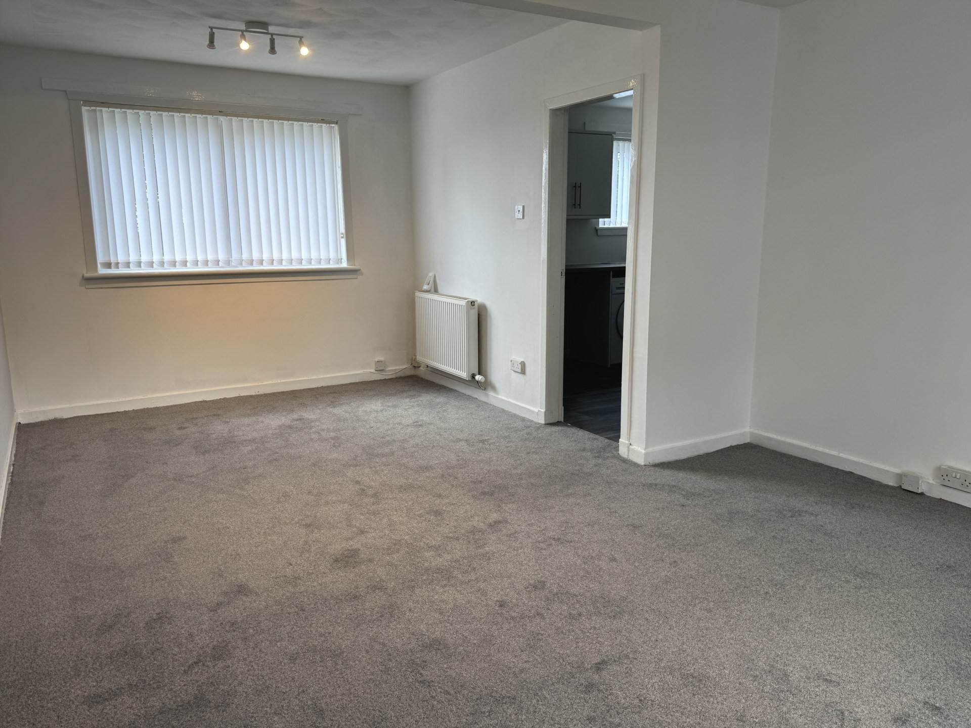 Newton Ave, Barrhead, East Renfrewshire, Image 9