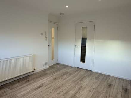 Tarras Drive, Renfrew, Image 6