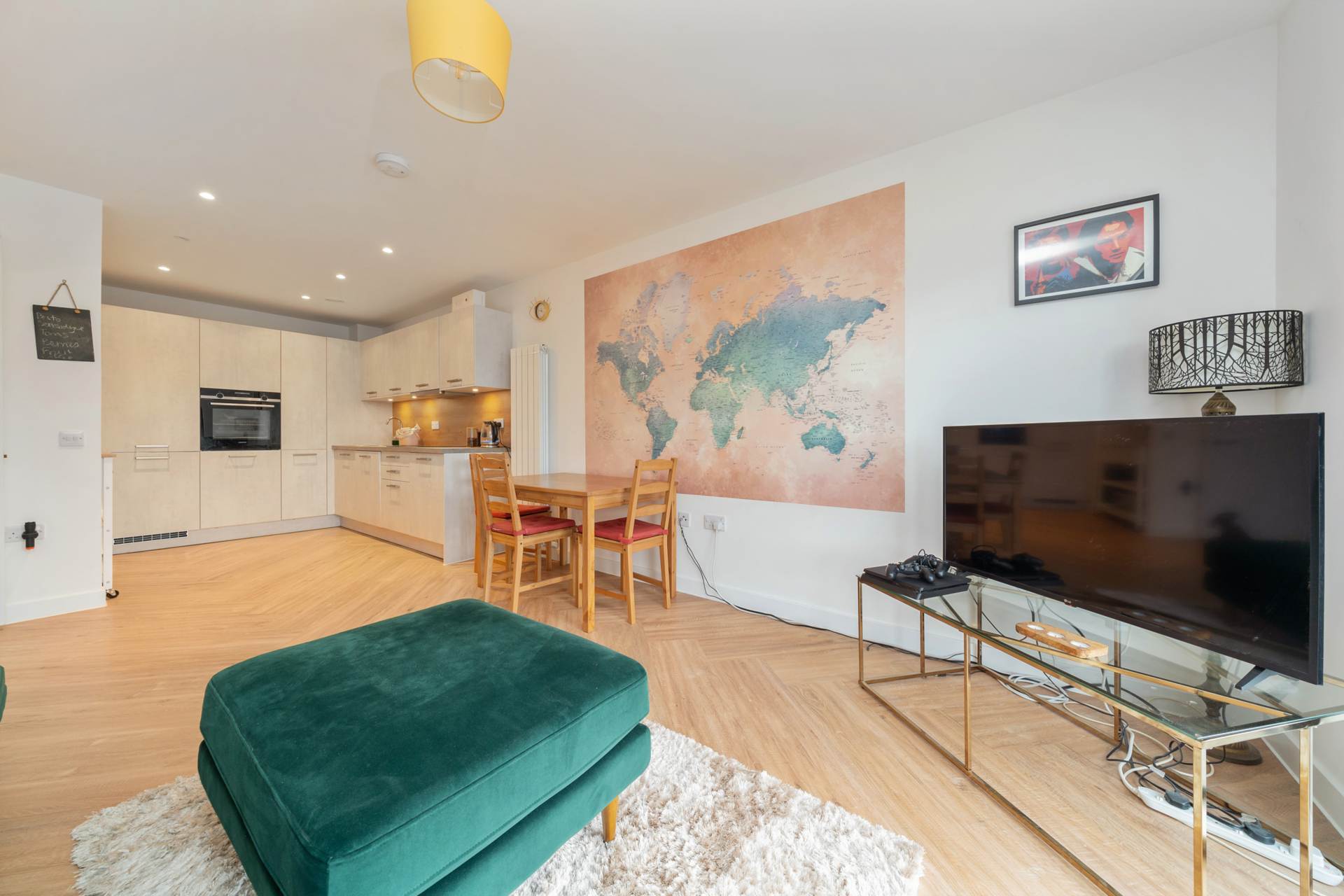 Flat 2/1 104 Minerva Street, Glasgow, Image 3