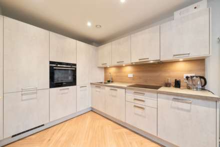Flat 2/1 104 Minerva Street, Glasgow, Image 2