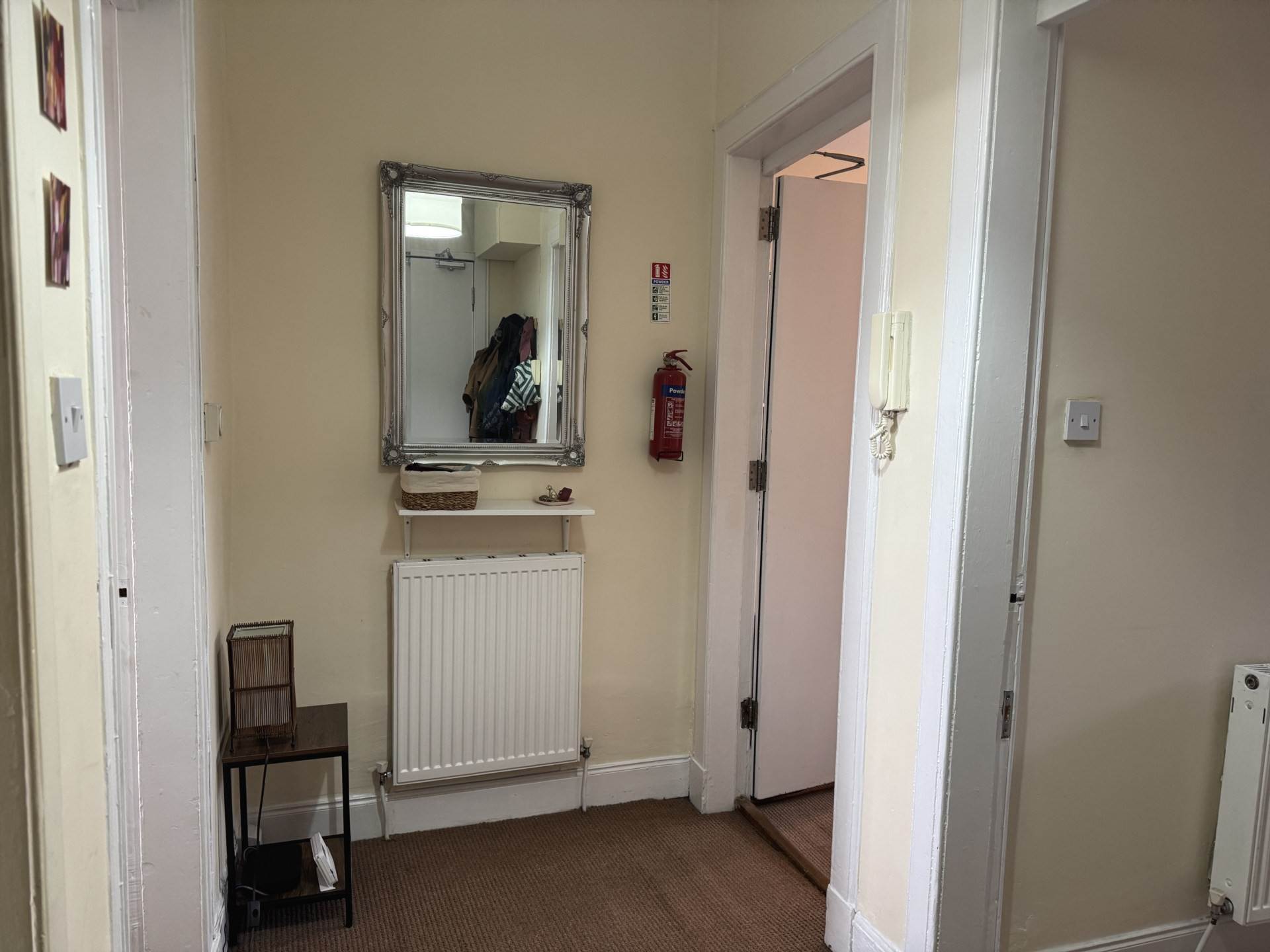 Niddrie Road, Glasgow, Image 5