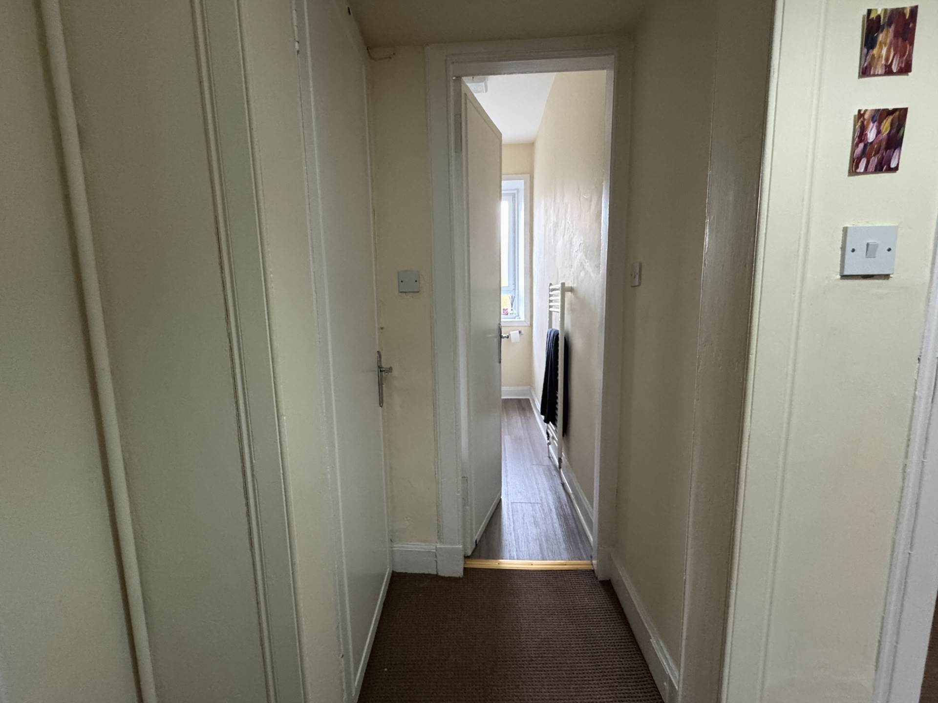 Niddrie Road, Glasgow, Image 9