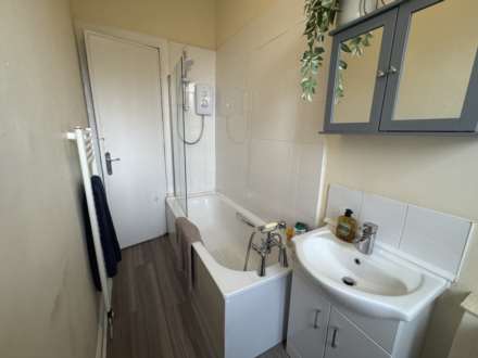 Niddrie Road, Glasgow, Image 10