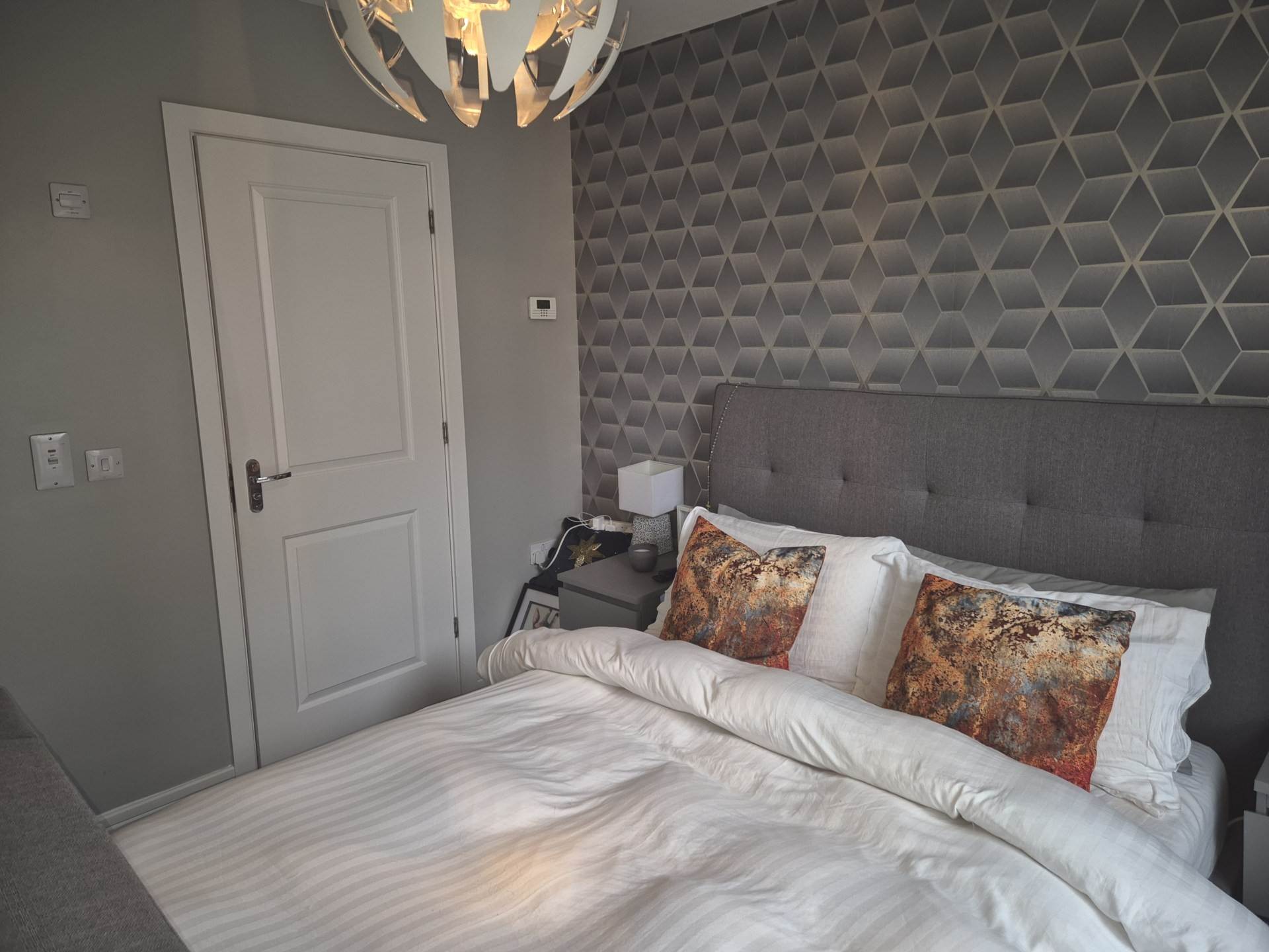 Oatlands Square, Glasgow, Image 8