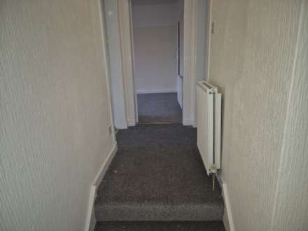 Castlemilk Crescent, Glasgow, Image 4