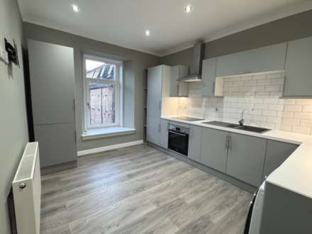 60 High Street, Johnstone, Image 11