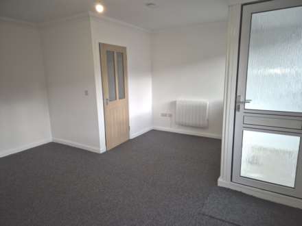 Fernbrae Ave, Glasgow, Image 11