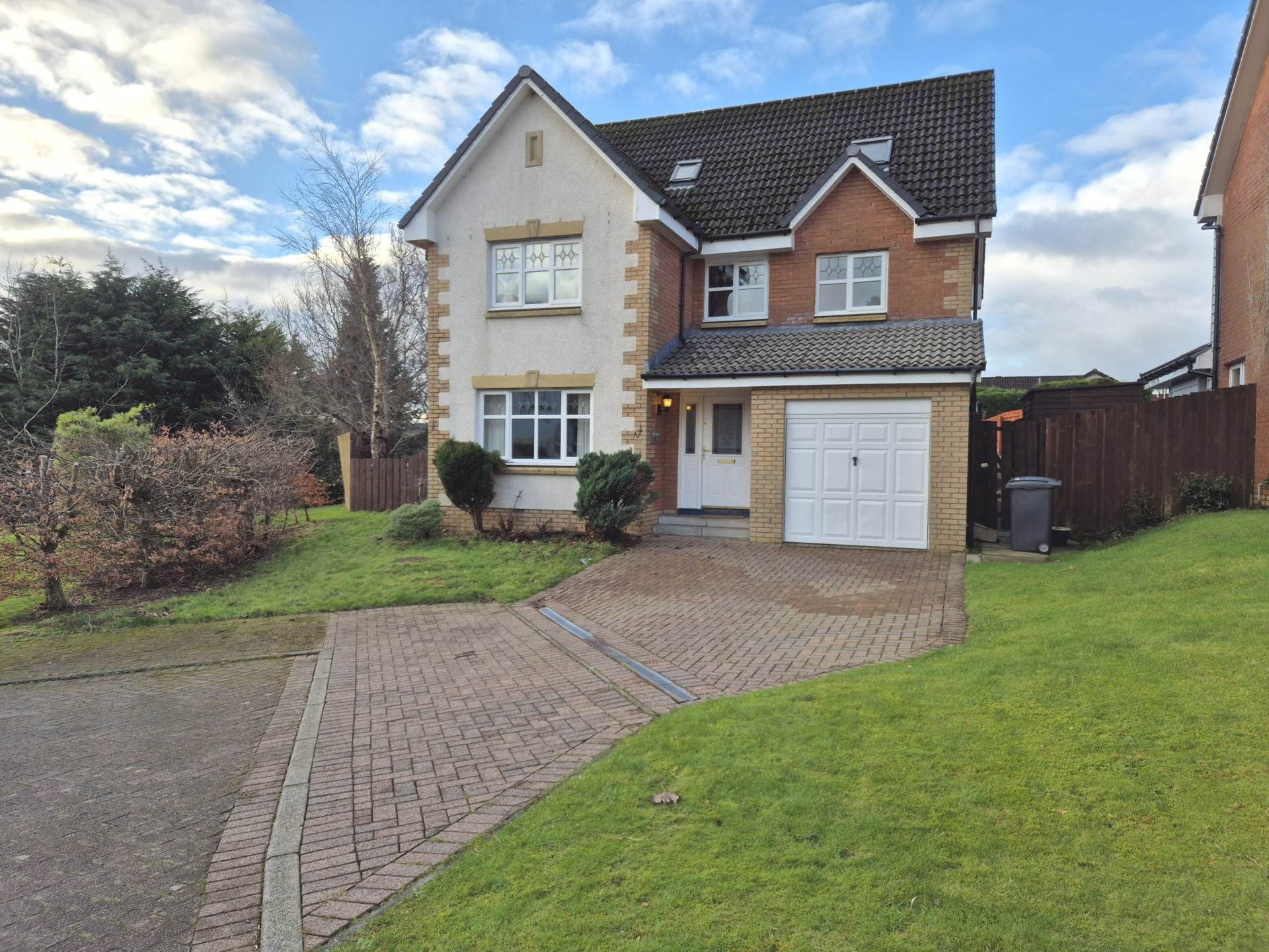 Dunnock Grove, Greenock, Image 1