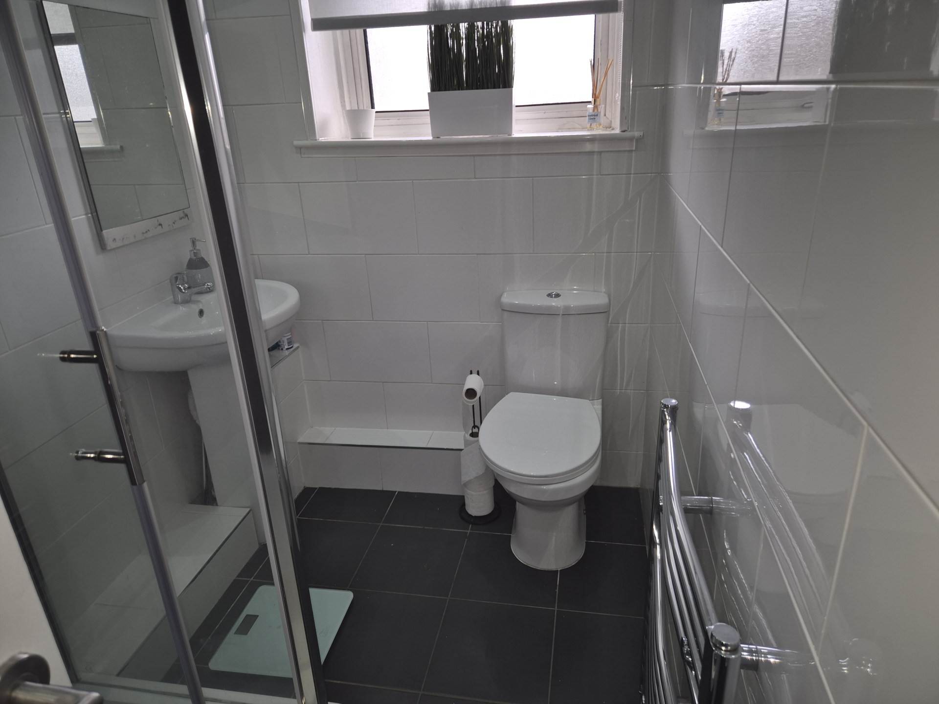 Nethercairn Road, Mansewood, Image 3