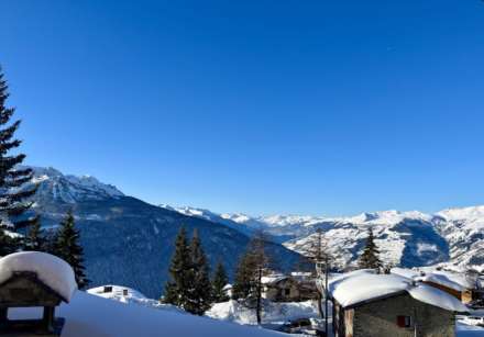 3 Bedroom Apartment, Les Papillons