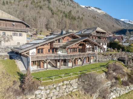 5 Bedroom Chalet, Montriond