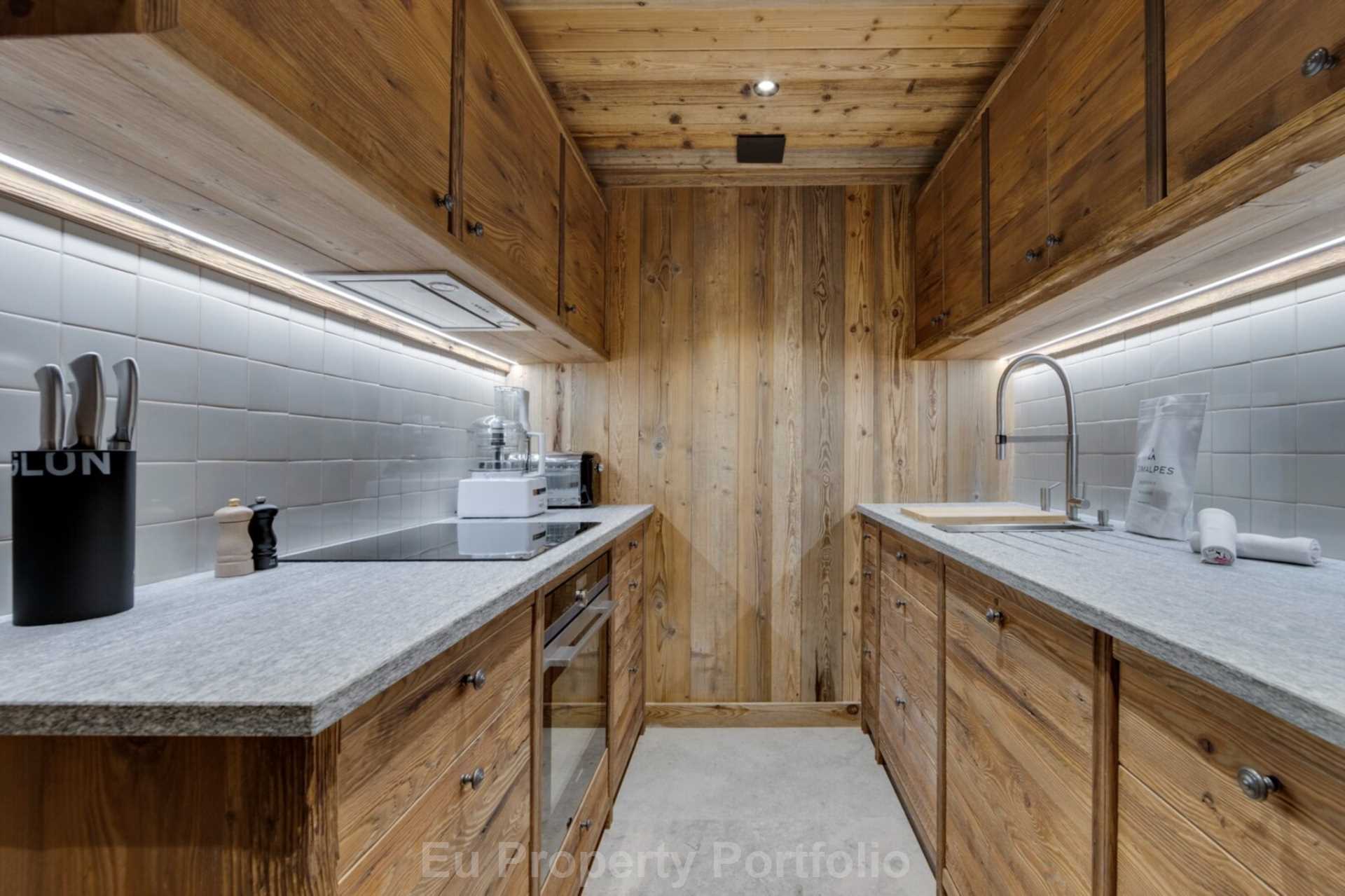 La Rosiere 1850, San Bernardo, French Alps, France, Image 6