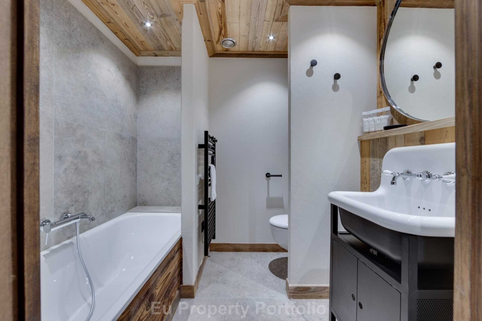 La Rosiere 1850, San Bernardo, French Alps, France, Image 8