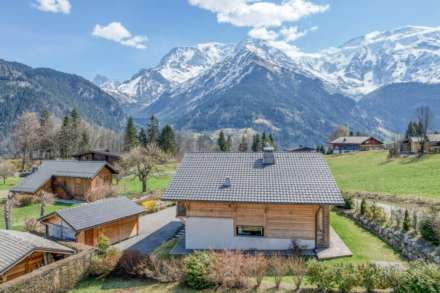4 Bedroom Chalet, Les Chattrix