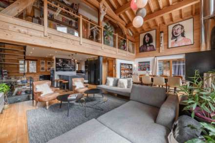 5 Bedroom Chalet, Centre