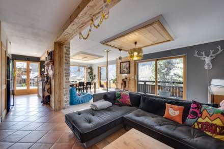 5 Bedroom Chalet, Chef Lieu