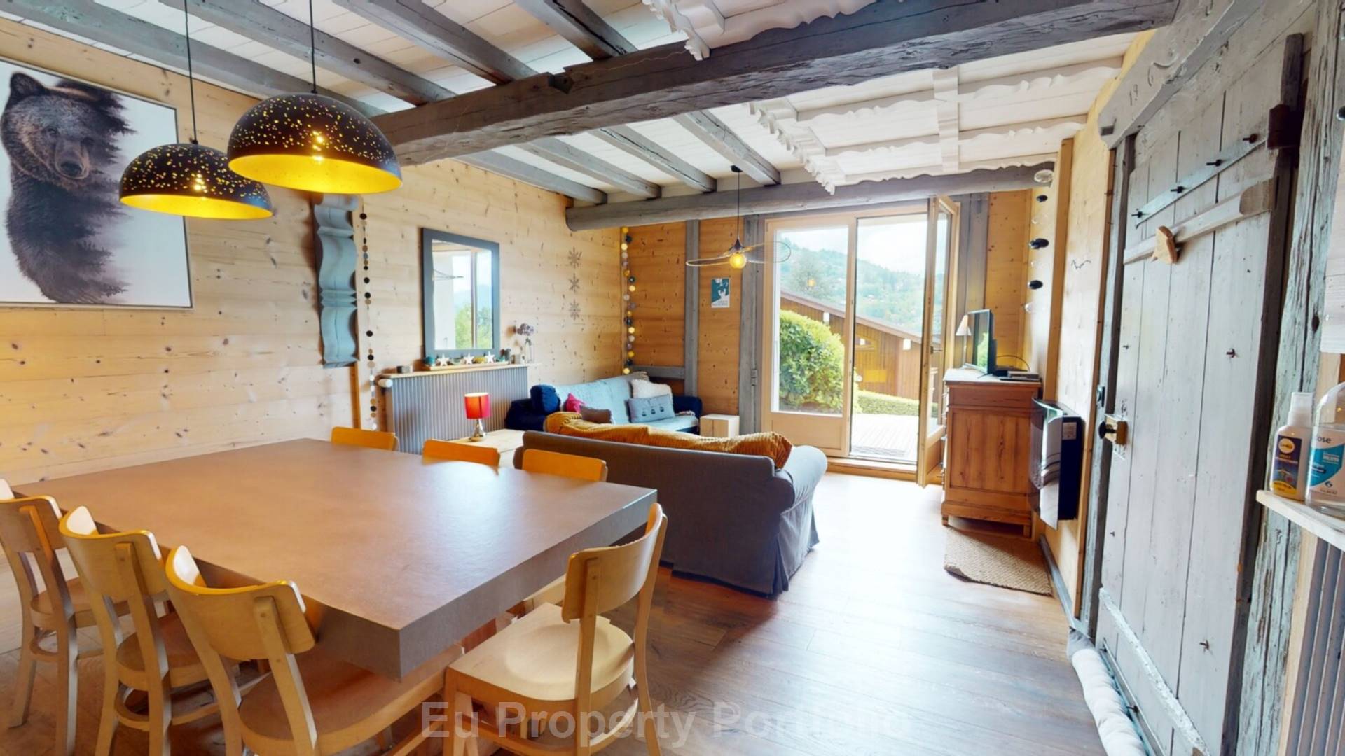 Centre Village, Image 3