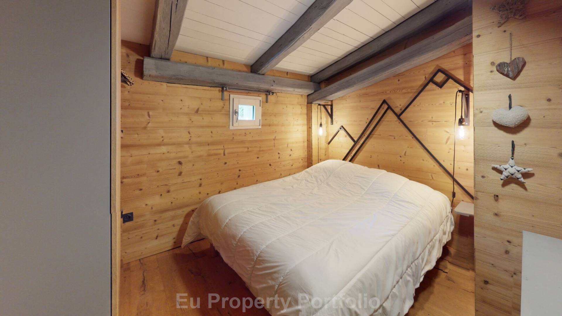 Centre Village, Image 5