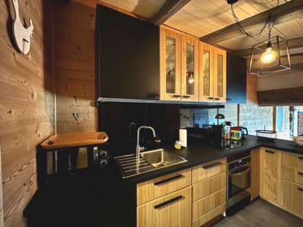 Centre Village, Image 4