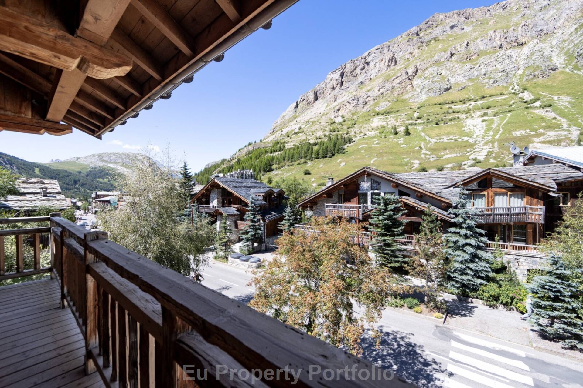 Vieux Village, Image 15