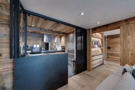 Vieux Village, Image 2