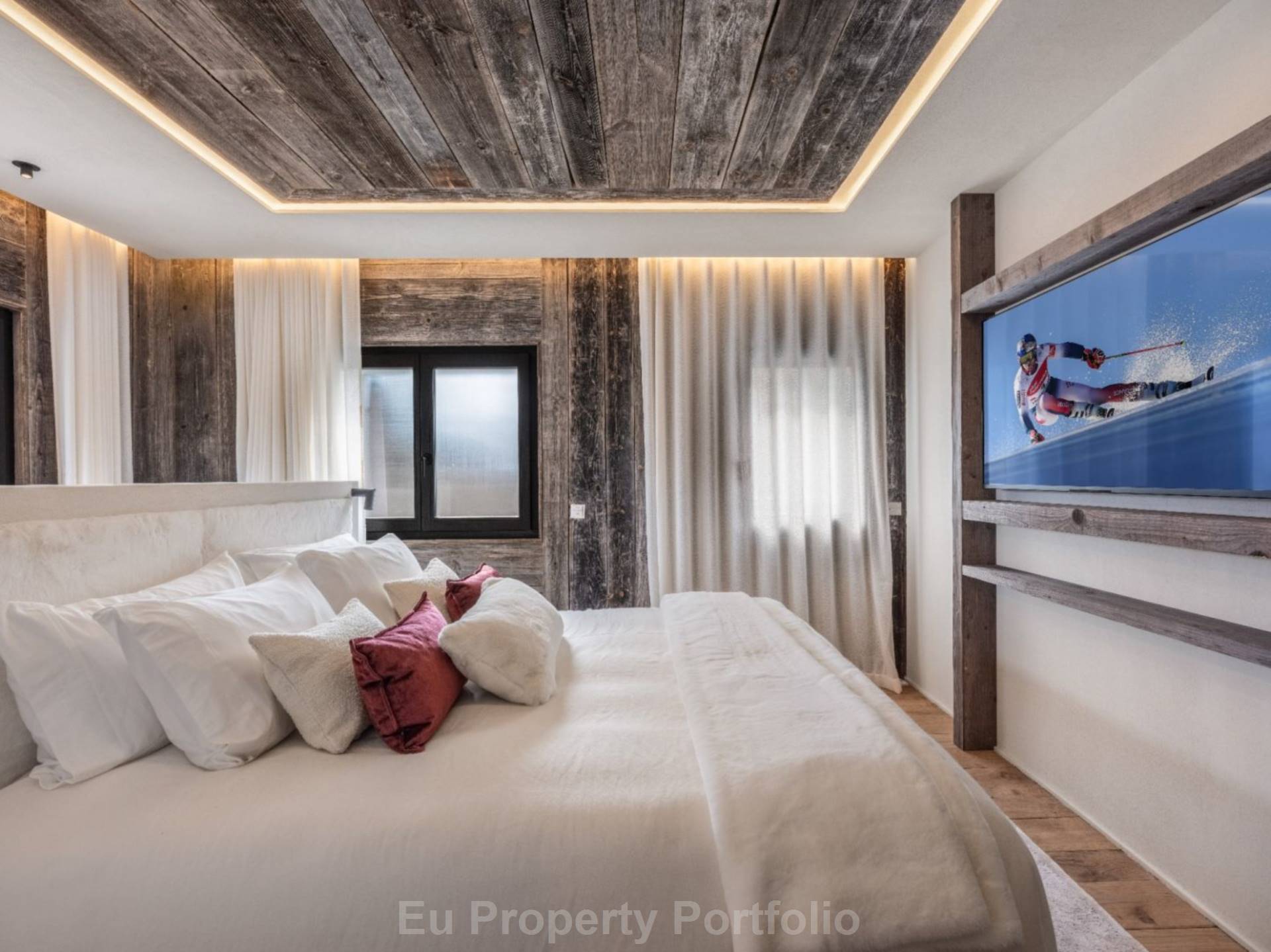 Centre Village - Rond Point, Image 7