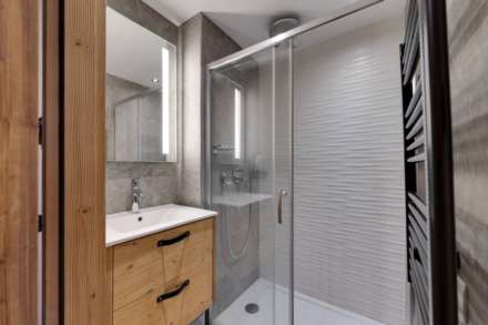 Val D'Isère | Le Centre, Image 6